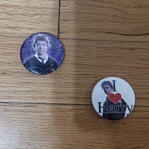 Free With Bundle! Harry Potter And Ron Weasley Pins